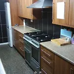 Oyo Tudor -
