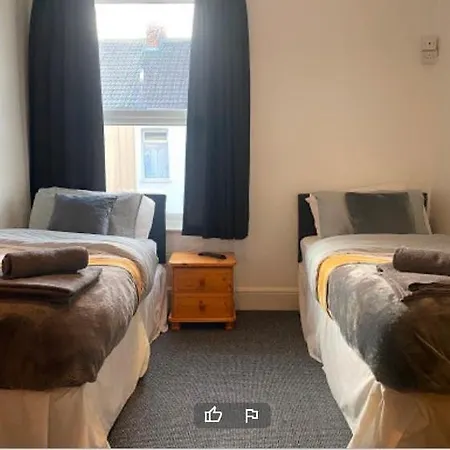 Oyo Tudor - Hotel 2*