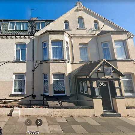 Hotell Oyo Tudor - 2*