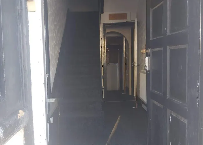 Oyo Tudor - Hotel 2*